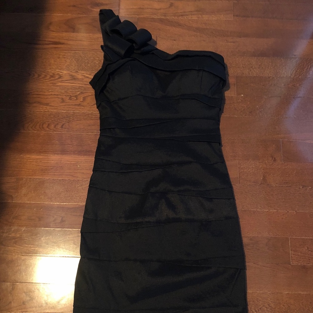 NWT little black dress! Perfect for all occasions!